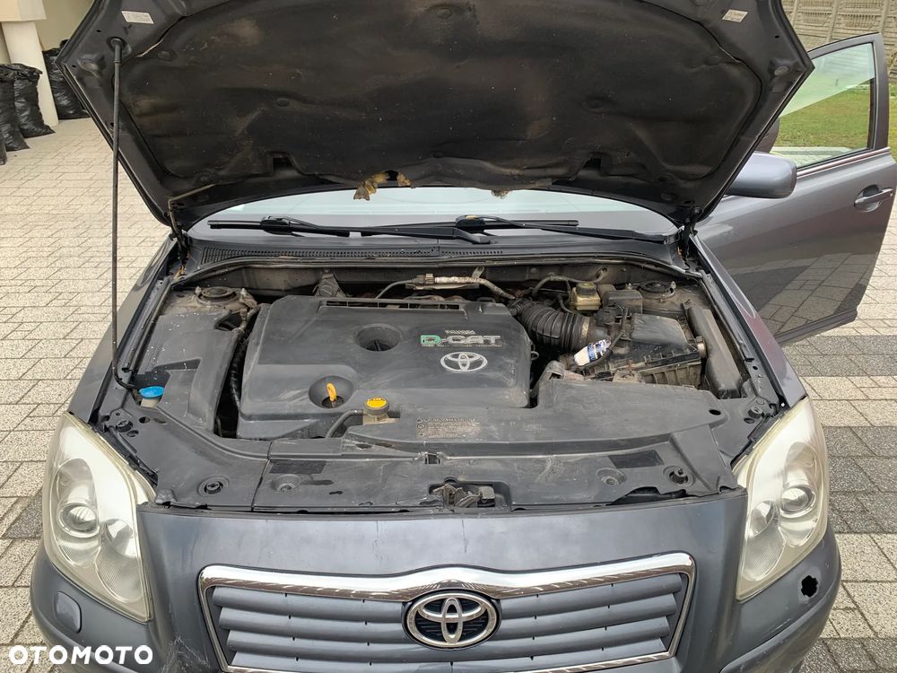 Toyota Avensis 2.2 D-4D Prestige - 11