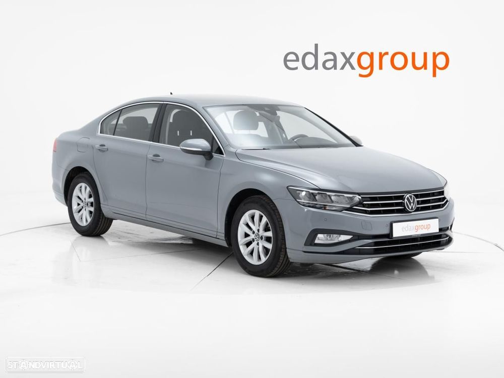 VW Passat 2.0 TDI Business DSG - 2