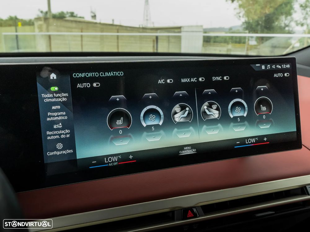 BMW iX xDrive50 - 29