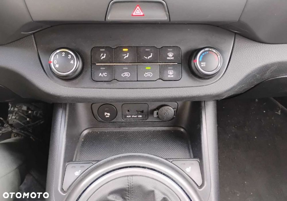 Kia Sportage - 15