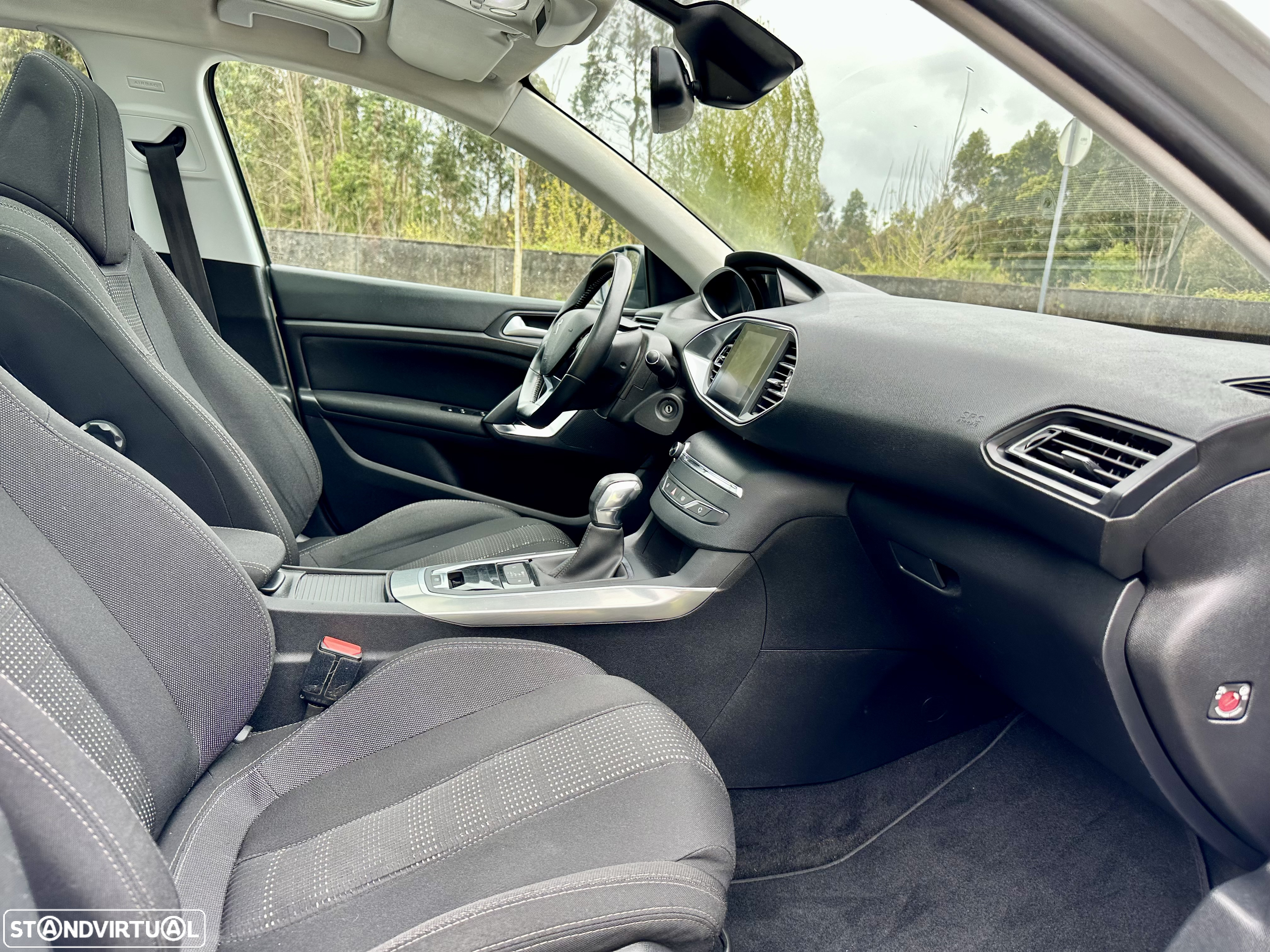 Peugeot 308 SW 1.6 BlueHDi Allure J17 EAT6 - 36