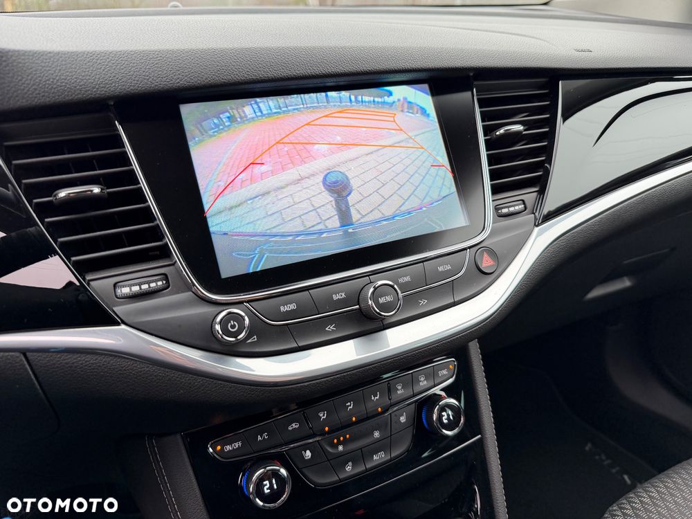 Opel Astra 1.4 Turbo Dynamic - 9