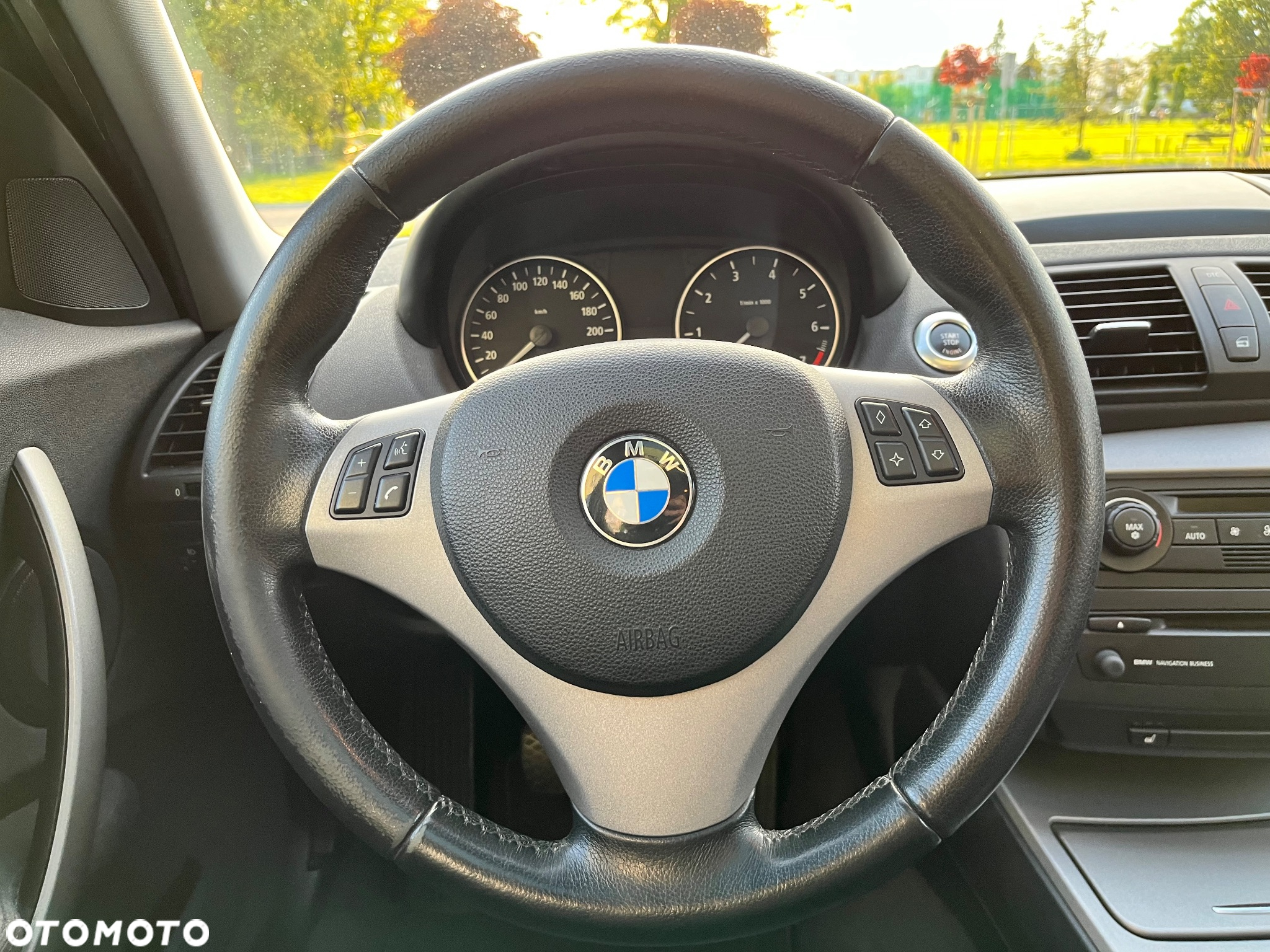 BMW Seria 1 118i - 6