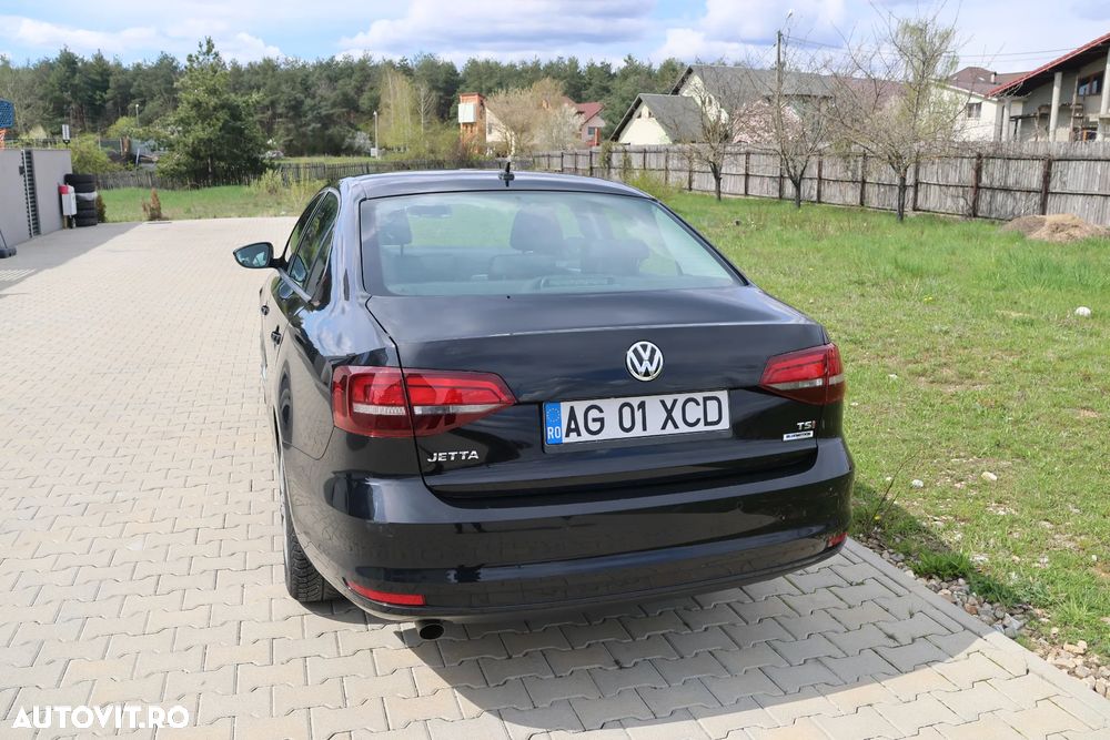 Volkswagen Jetta 1.2 TSI Trendline - 5