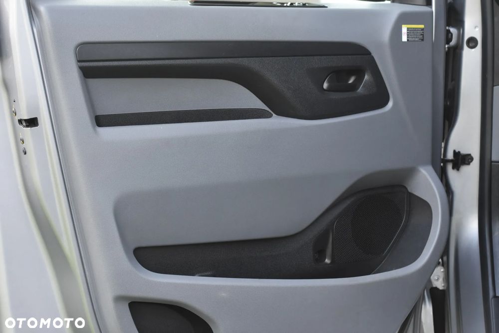 Opel VIVARO - 18