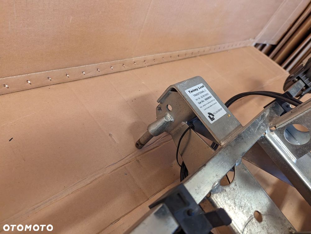 Uchwyt bagażnik rowerowy na hak Twinny Load na 2 rowery - 6