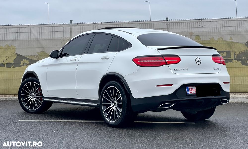 Mercedes-Benz GLC Coupe 250 d 4Matic 9G-TRONIC AMG Line - 13