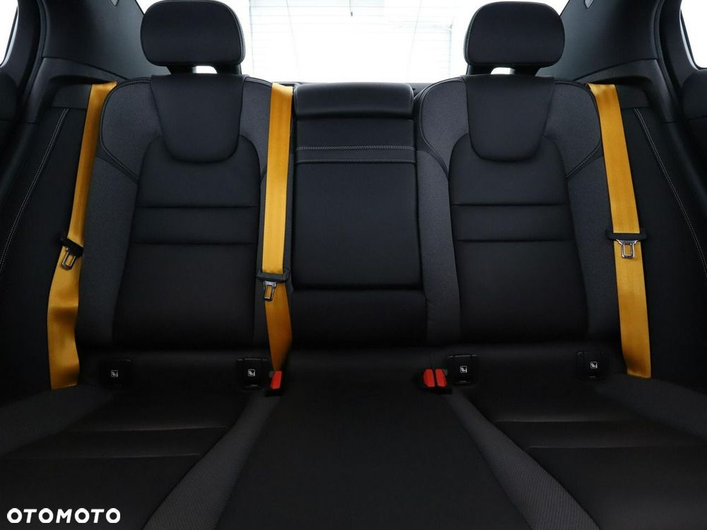 Volvo S60 T8 AWD Plug-In Hybrid Polestar Engineered - 19