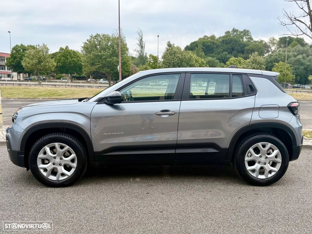 Jeep Avenger 1.2 e-Hybrid Altitude DCT - 1