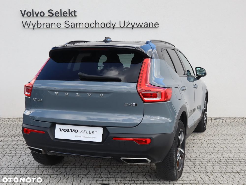 Volvo XC 40 D4 AWD R-Design - 6