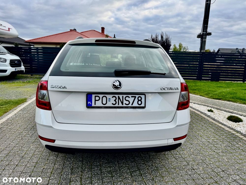 Skoda Octavia 1.6 TDI Ambition - 4