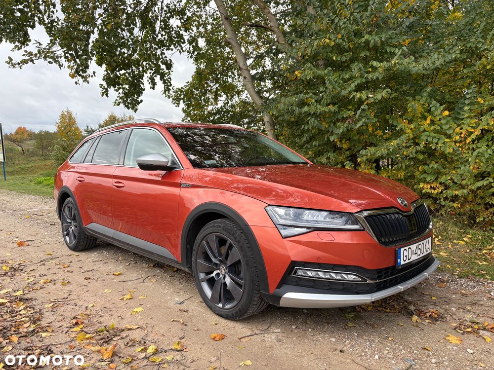 Skoda Superb 2.0 TDI SCR 4x4 Scout DSG - 1
