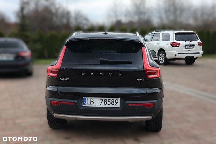 Volvo XC 40 T5 AWD Momentum - 7
