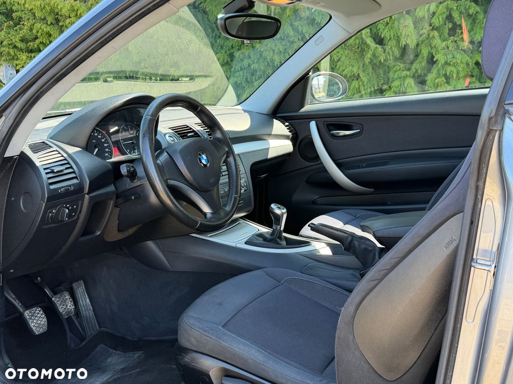 BMW Seria 1 118d - 11
