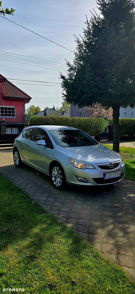 Opel Astra 1.7 CDTI DPF 150 Jahre - 1