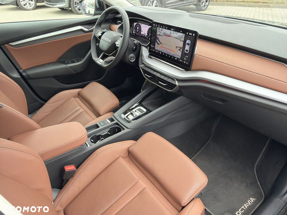Skoda Octavia 2.0 TSI Drive Selection 4x4 DSG - 16