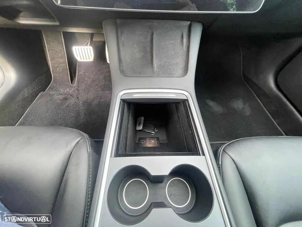 Tesla Model 3 - 19