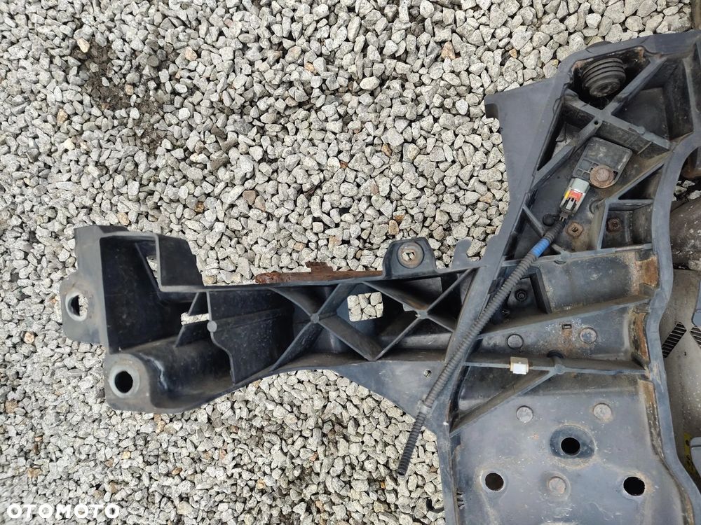 Hyundai IX35 35 2.0 CRDI Wzmocnienie Czołowe Pas Przedni Chłodnice Belka - 27