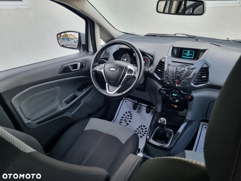 Ford EcoSport 1.5 TDCi TITANIUM - 6