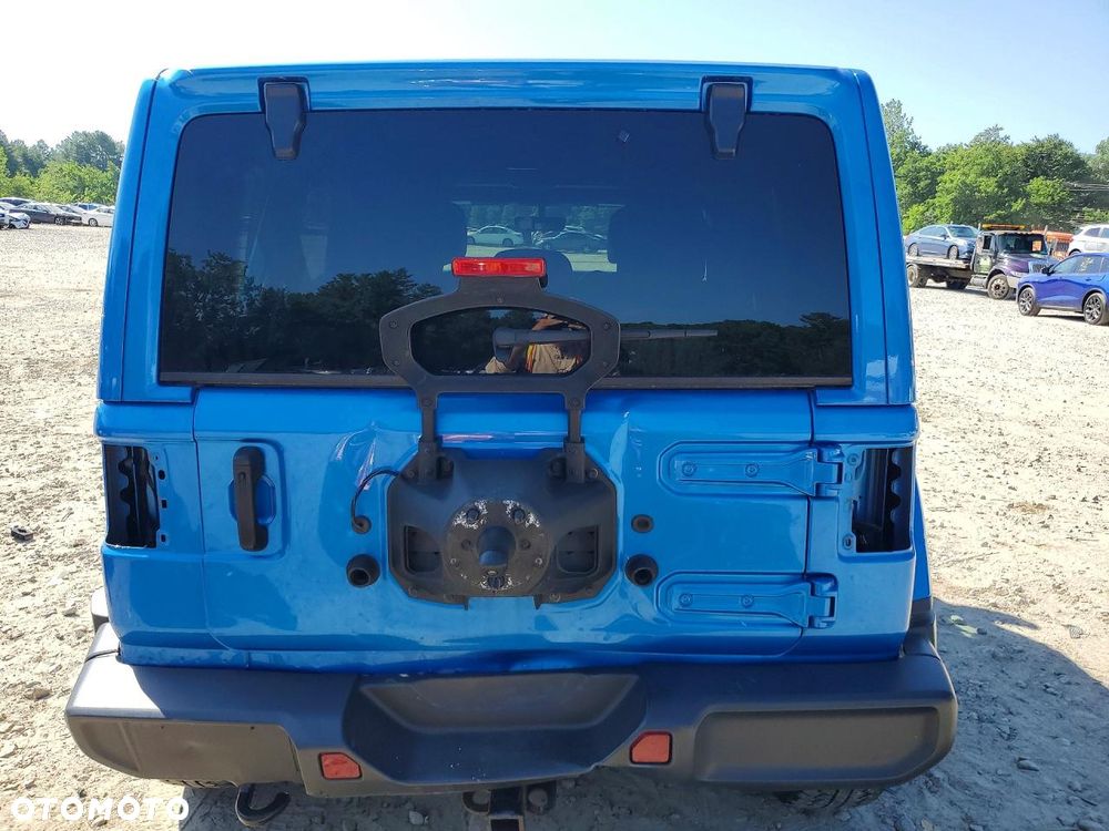 Jeep Wrangler - 5