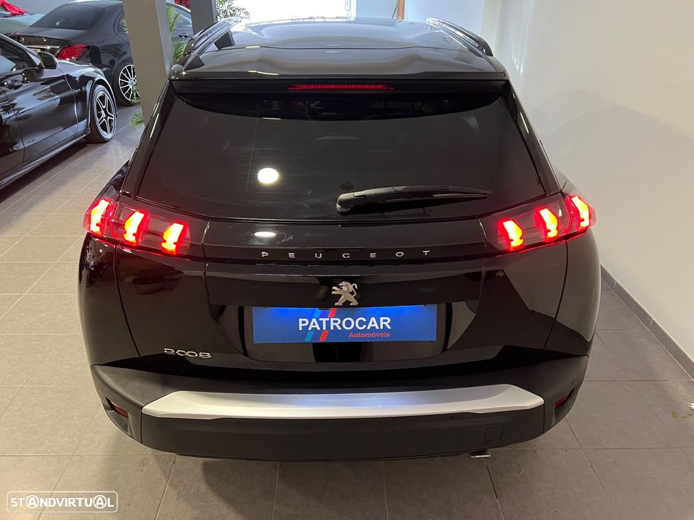 Peugeot 2008 1.5 BlueHDi Allure Pack EAT8 - 23