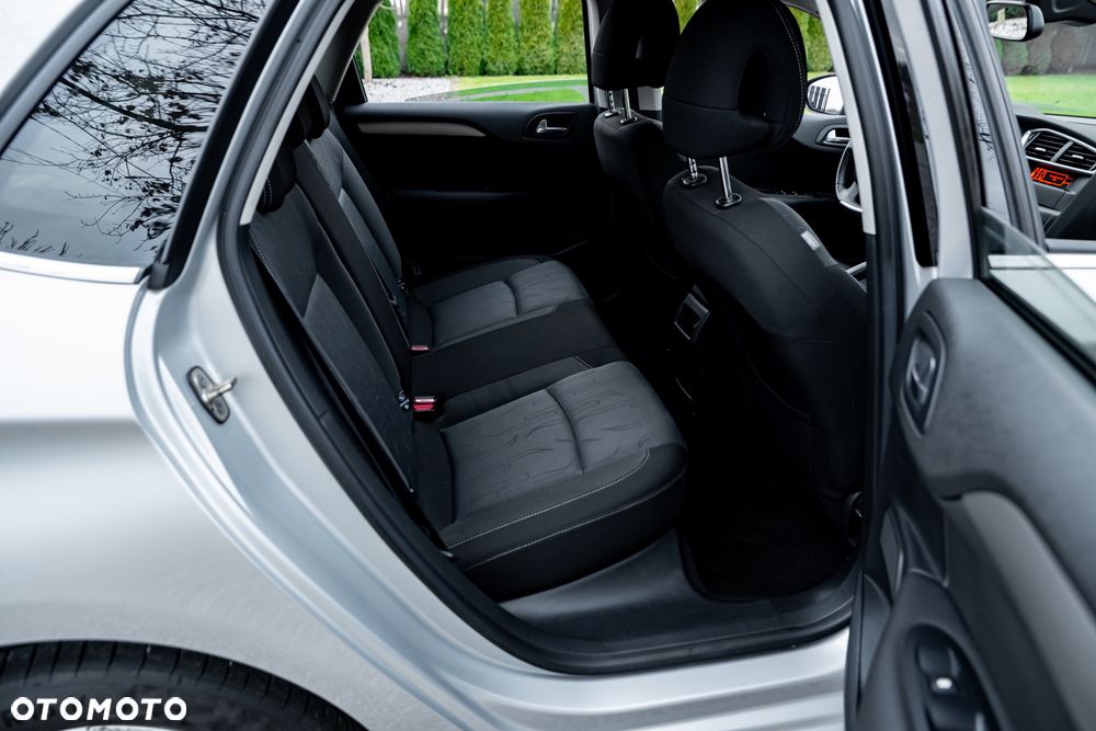 Citroën C4 VTi 120 Attraction - 20