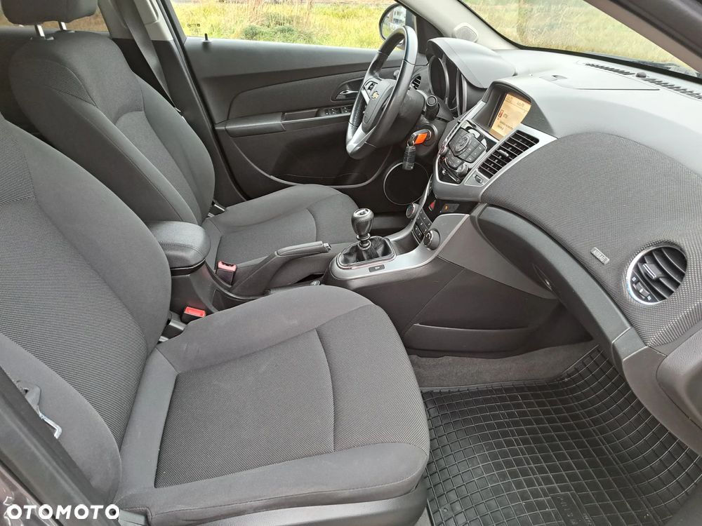 Chevrolet Cruze - 20