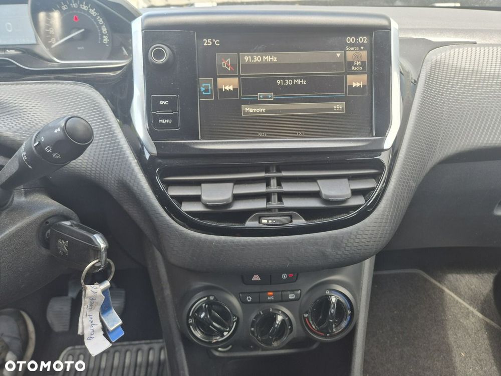 Peugeot 2008 - 6