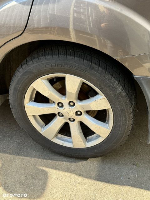 Mitsubishi Outlander - 12