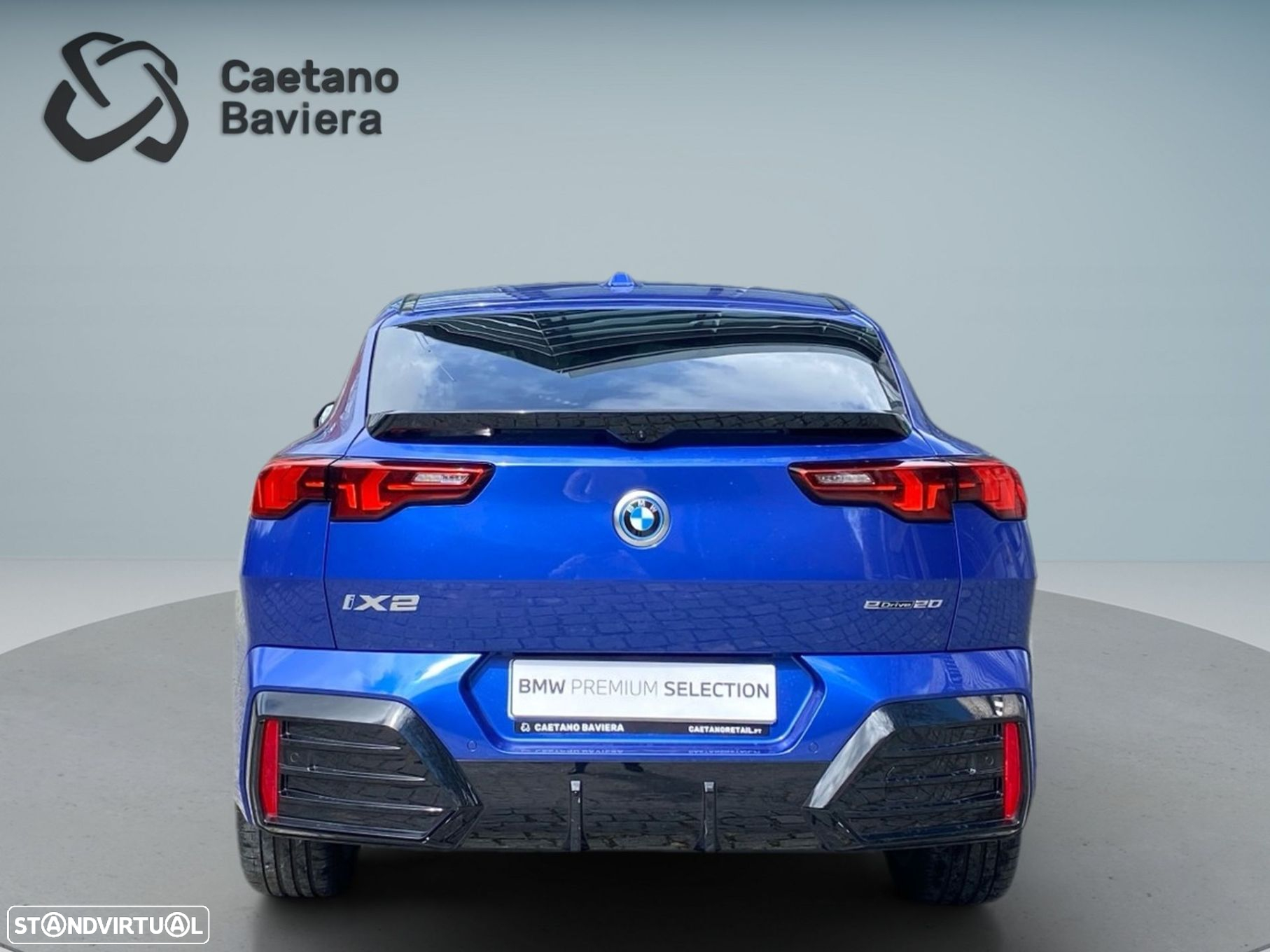 BMW iX2 eDrive20 Pack Desportivo M - 25
