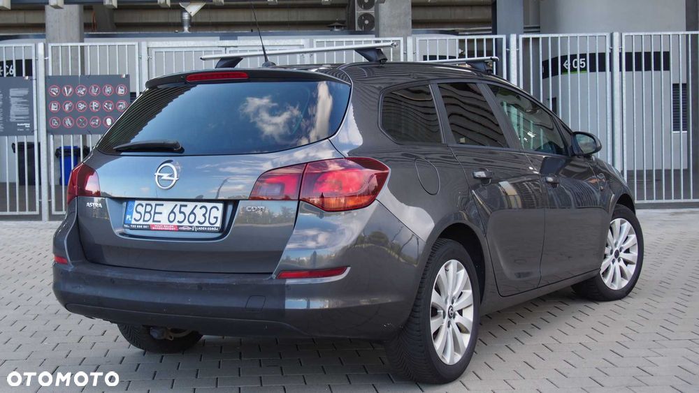 Opel Astra - 4