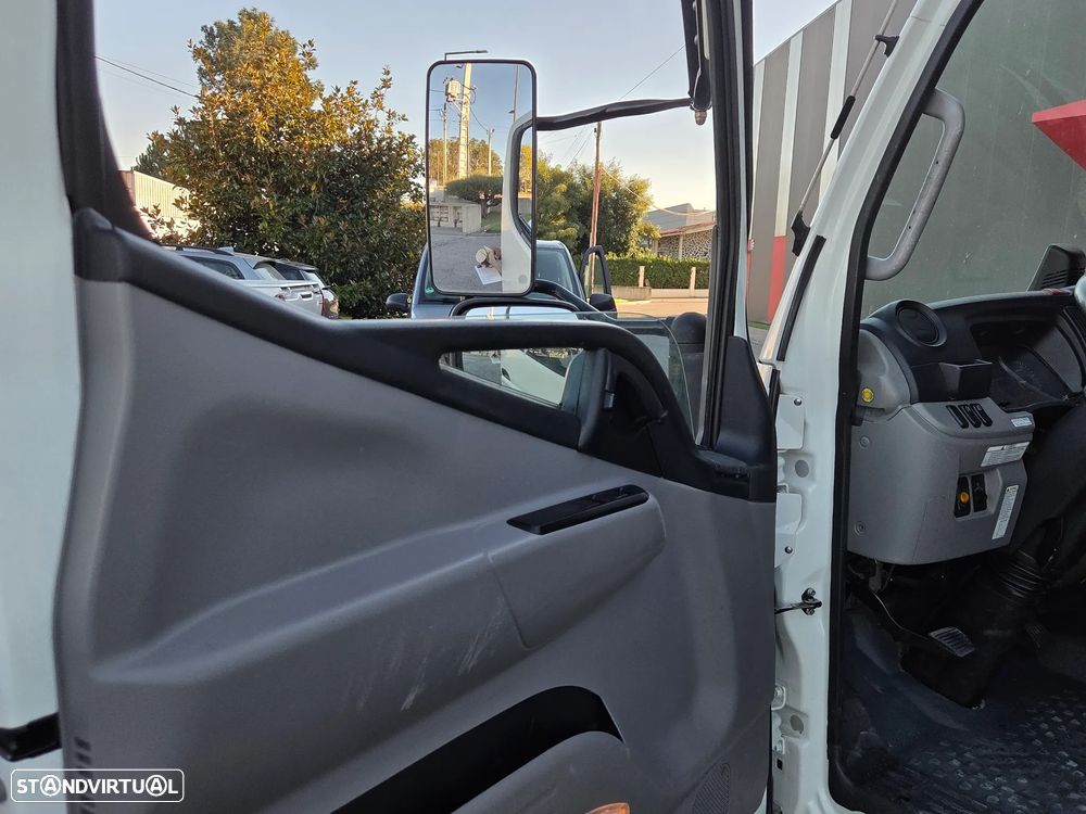 Mitsubishi Canter Fuso 7C15 - 11