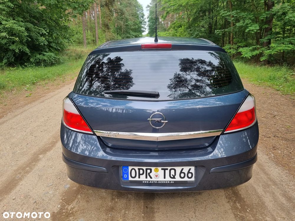 Opel Astra 1.4 NJoy - 10