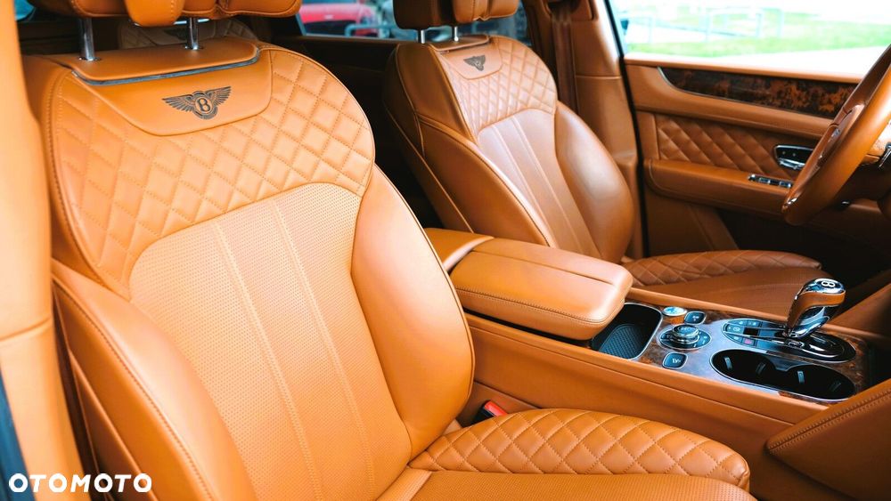 Bentley Bentayga - 26