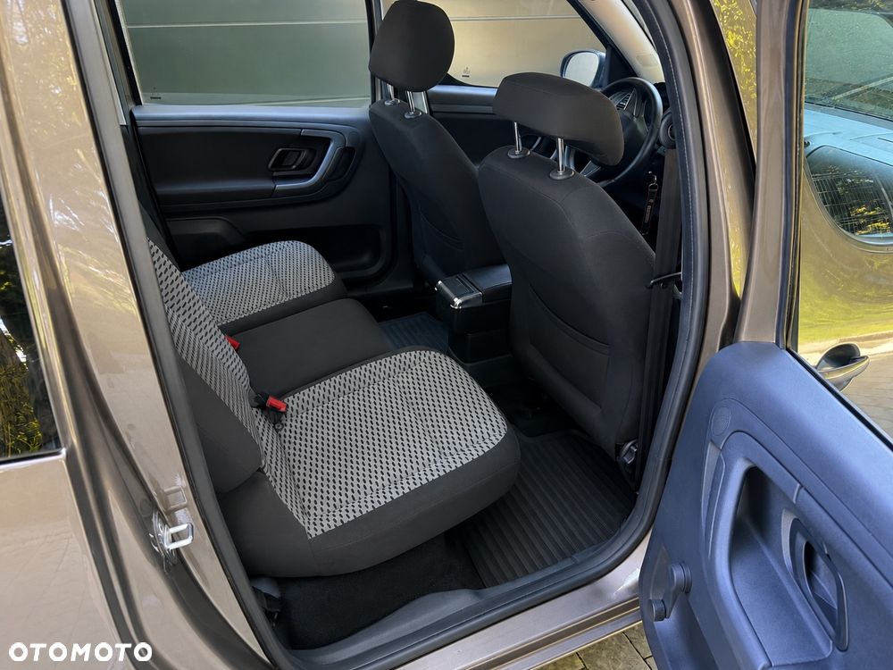 Skoda Roomster - 36
