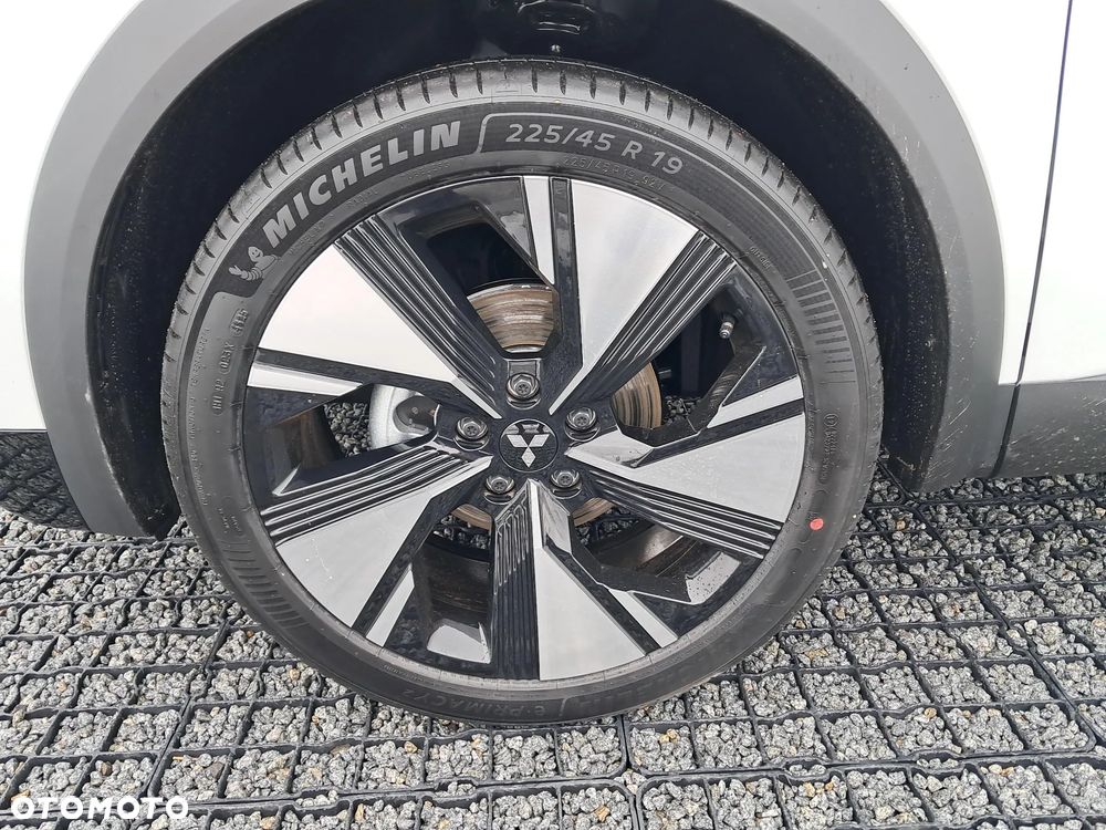 Mitsubishi Grandis - 18