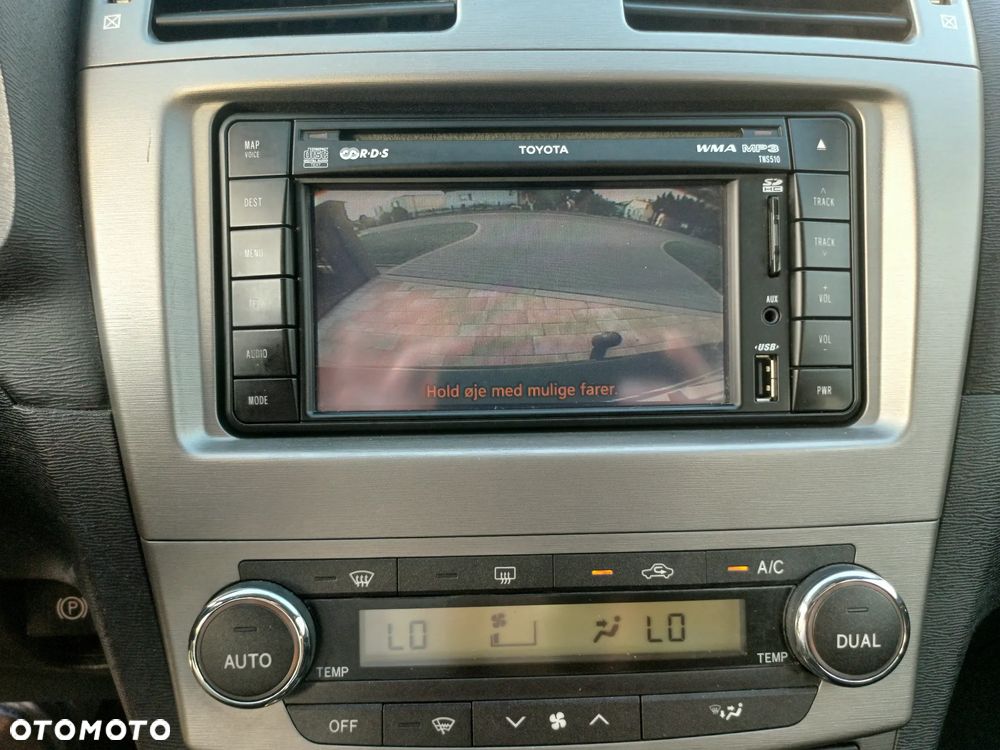 Toyota Avensis 1.8 Sol NAVI - 18