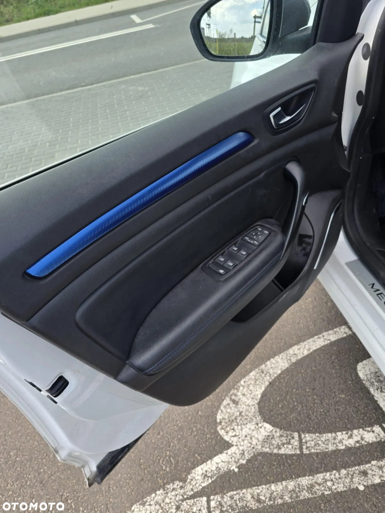 Renault Megane ENERGY TCe 130 GT LINE - 11