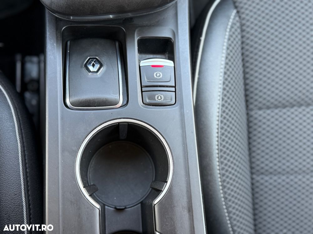 Renault Arkana E-TECH 145 INTENS - 10