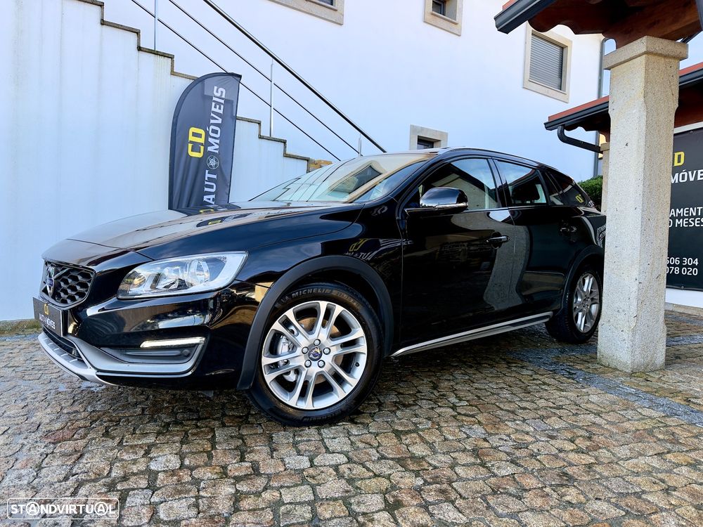 Volvo V60 Cross Country 2.0 D3 Momentum - 14
