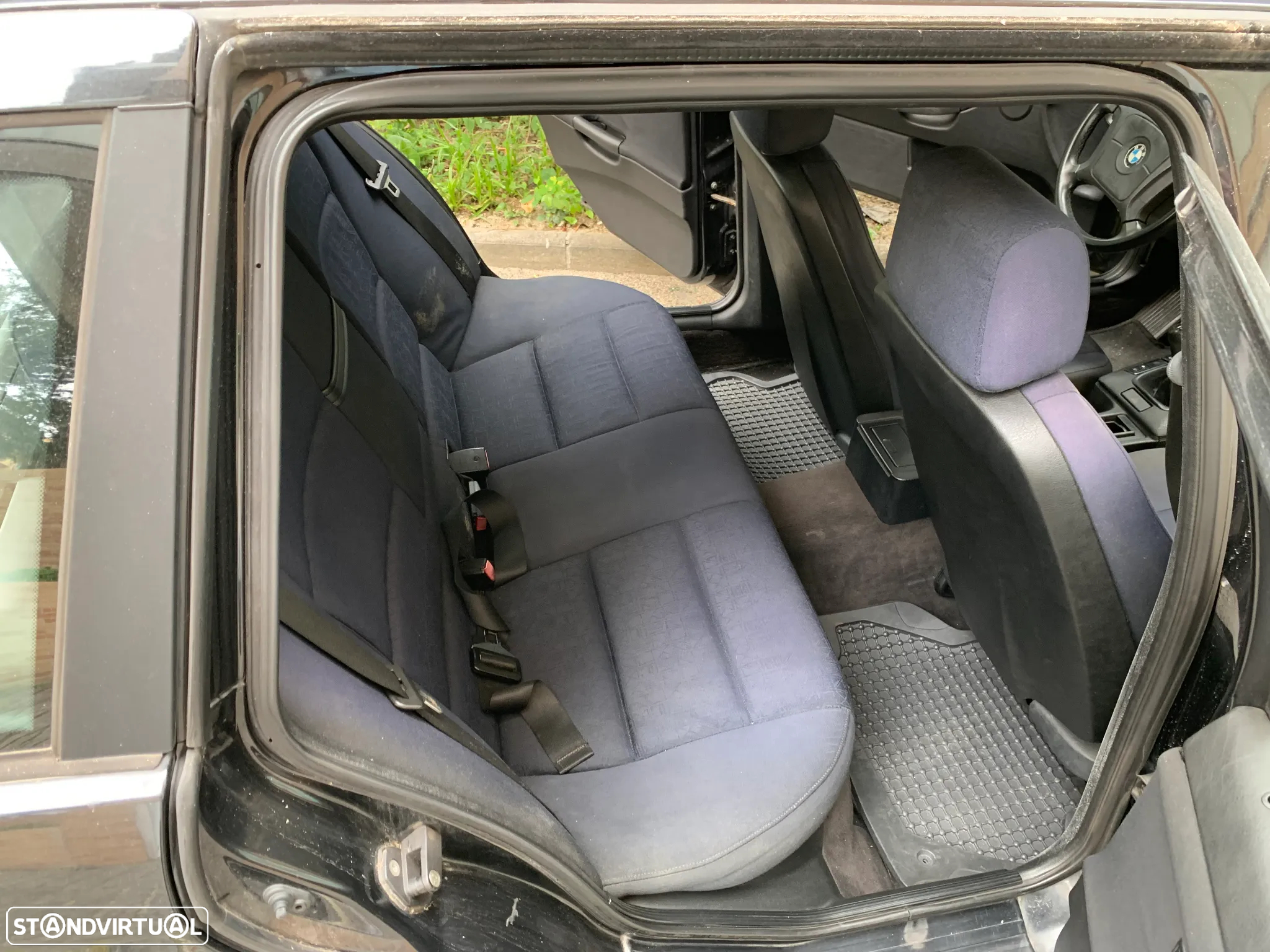 BMW 318 tds Touring Sport - 15