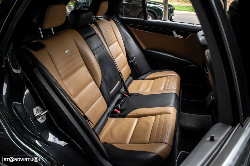 Mercedes-Benz C 220 Station CDI Avantgarde Edition - 14
