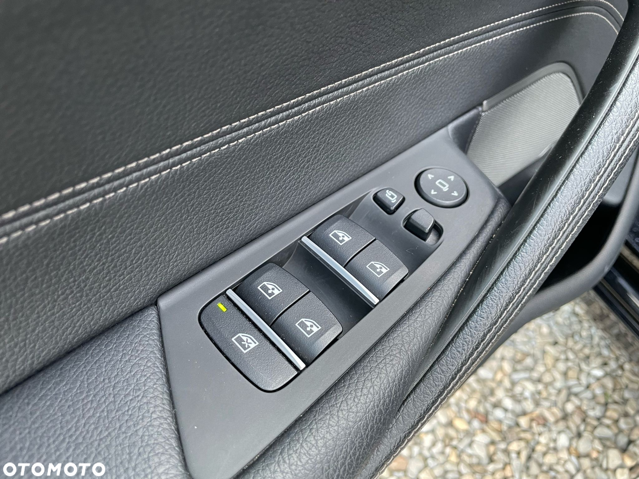 BMW Seria 5 530i xDrive Sport Line sport - 22