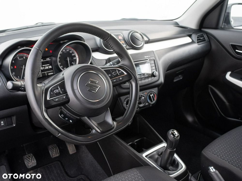 Suzuki Swift - 7