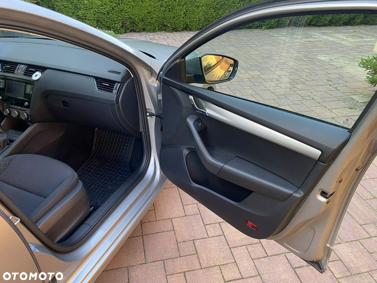 Skoda Octavia 1.5 TSI ACT Active - 28