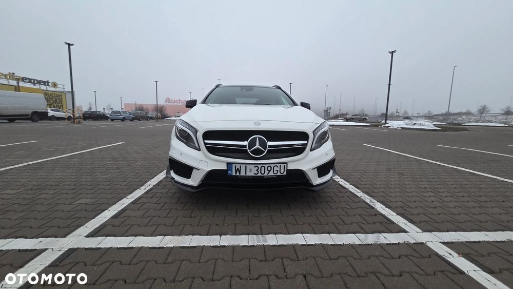 Mercedes-Benz GLA - 6