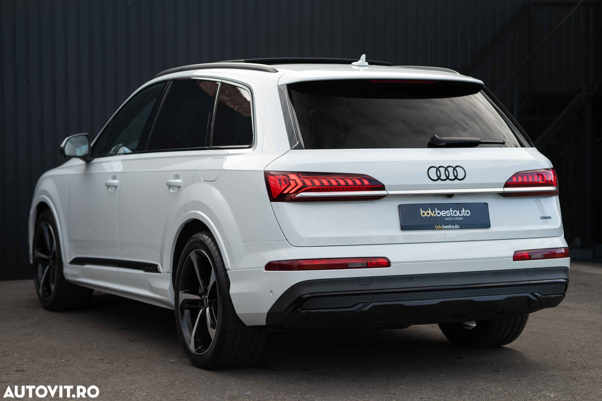 Audi Q7 3.0 55 TFSIe quattro Tiptronic Basic - 34