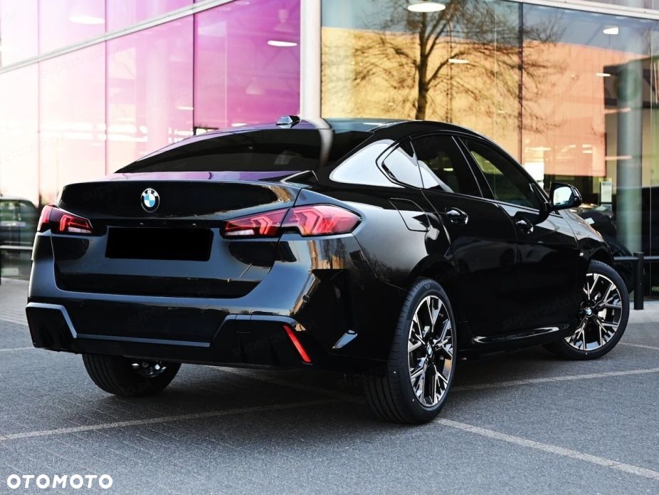 BMW Seria 2 220d mHEV - 6