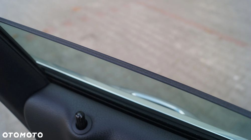 Mercedes-Benz Klasa E 400 4Matic 9G-TRONIC Exclusive - 38