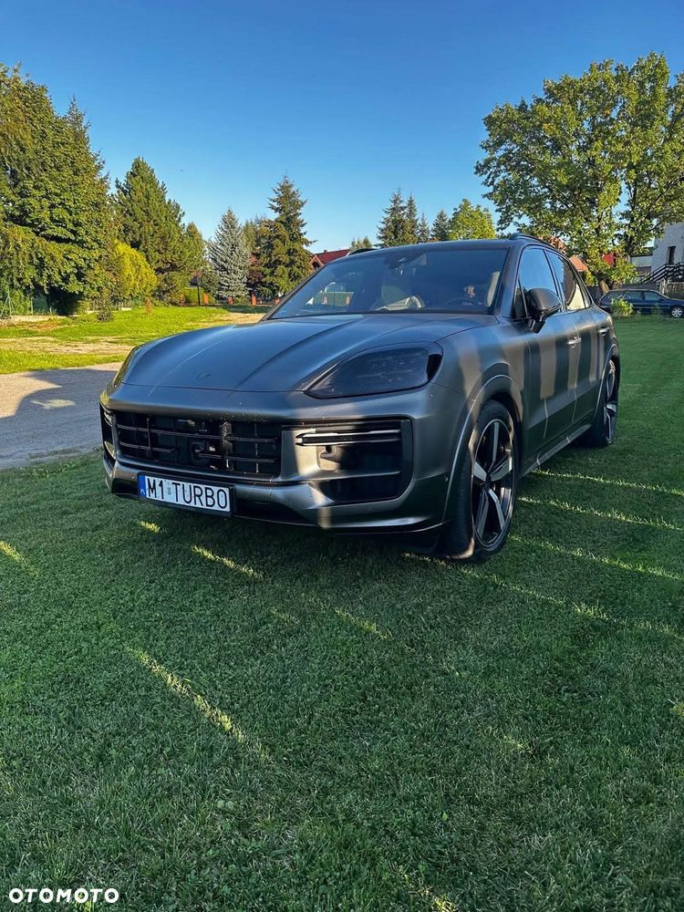 Porsche Cayenne Turbo GT - 4